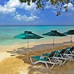 Settlers Beach Hotel