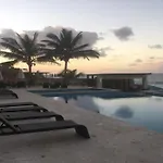 Condo Arenas