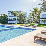 Condo Arenas