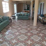 Philsha\'S Guest House