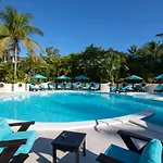 Lifestyle Crown Residence Suites (Adults Only)