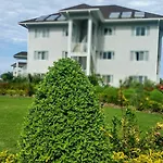 Fern Court Apartment With Oceanic View III