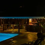 Makare Lagoon Club