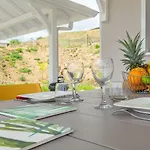Sealake Villas
