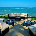Velero Beach Resort