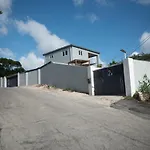 Sunny Hill Apartment
