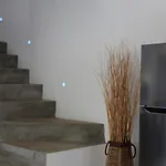 Sunny Hill Apartment