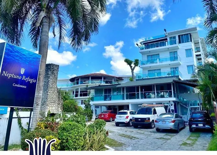 Hotel Neptuno Refugio