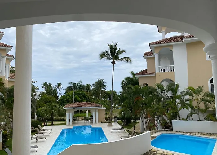 Picturesque Ocean View Condo