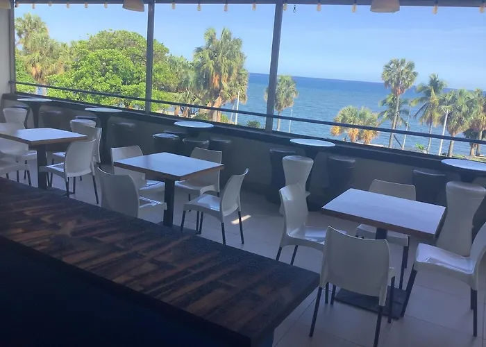 Hotel Blue Malecon