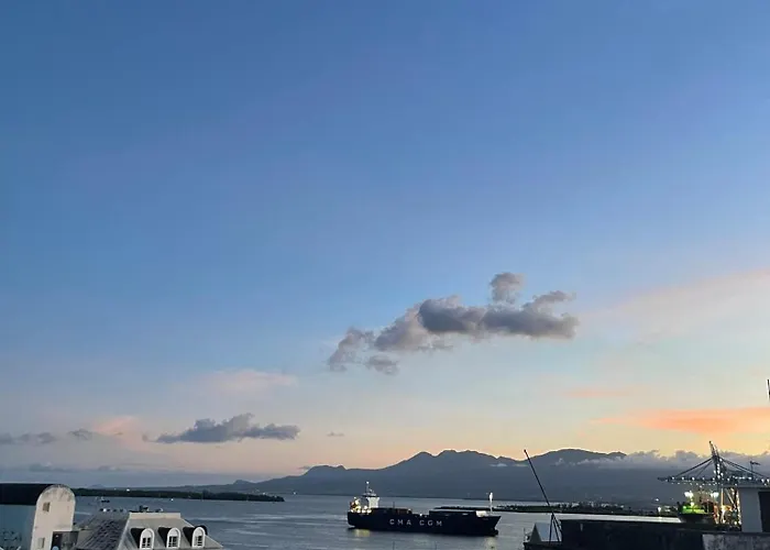 Penthouse Seaside 10 Min Port, Croisiere Et Aeroport