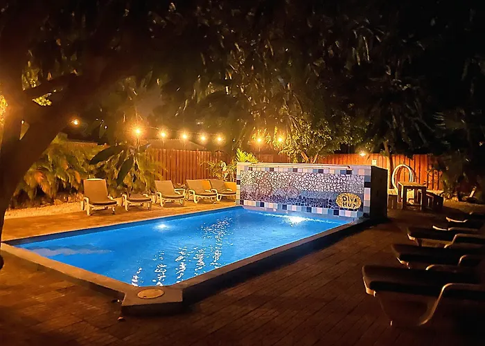 The Dive Hut - Boutique Apartments