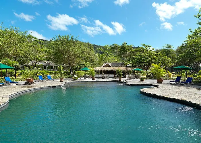 Rosalie Bay Resort