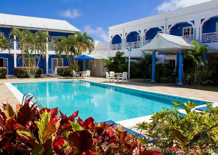 Bay Gardens Inn