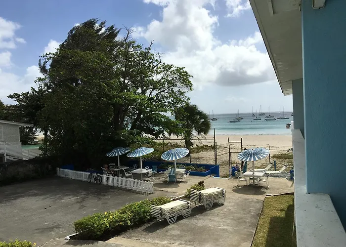 Nautilus Beach Apartments