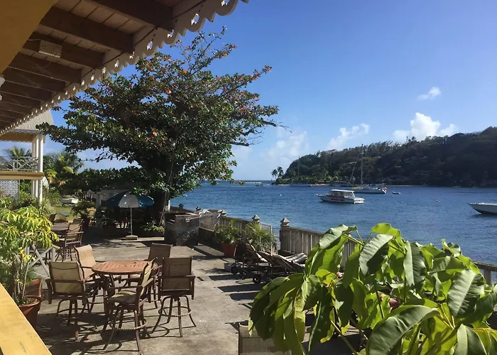 Paradise Beach Hotel