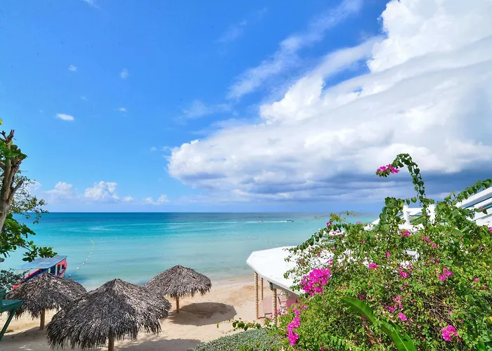 Beach House Condos, Negril