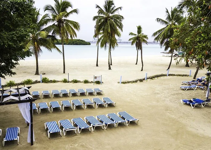 Bellevue Dominican Bay