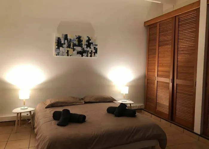 Bungalow With One Bedroom In Le Gosier, With Wonderful Sea View, Furni