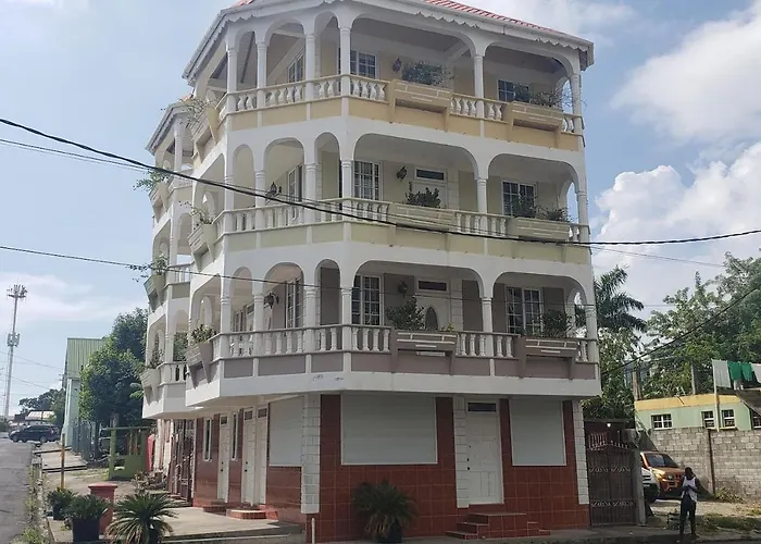 Unit 3 Private Apartment - Roseau