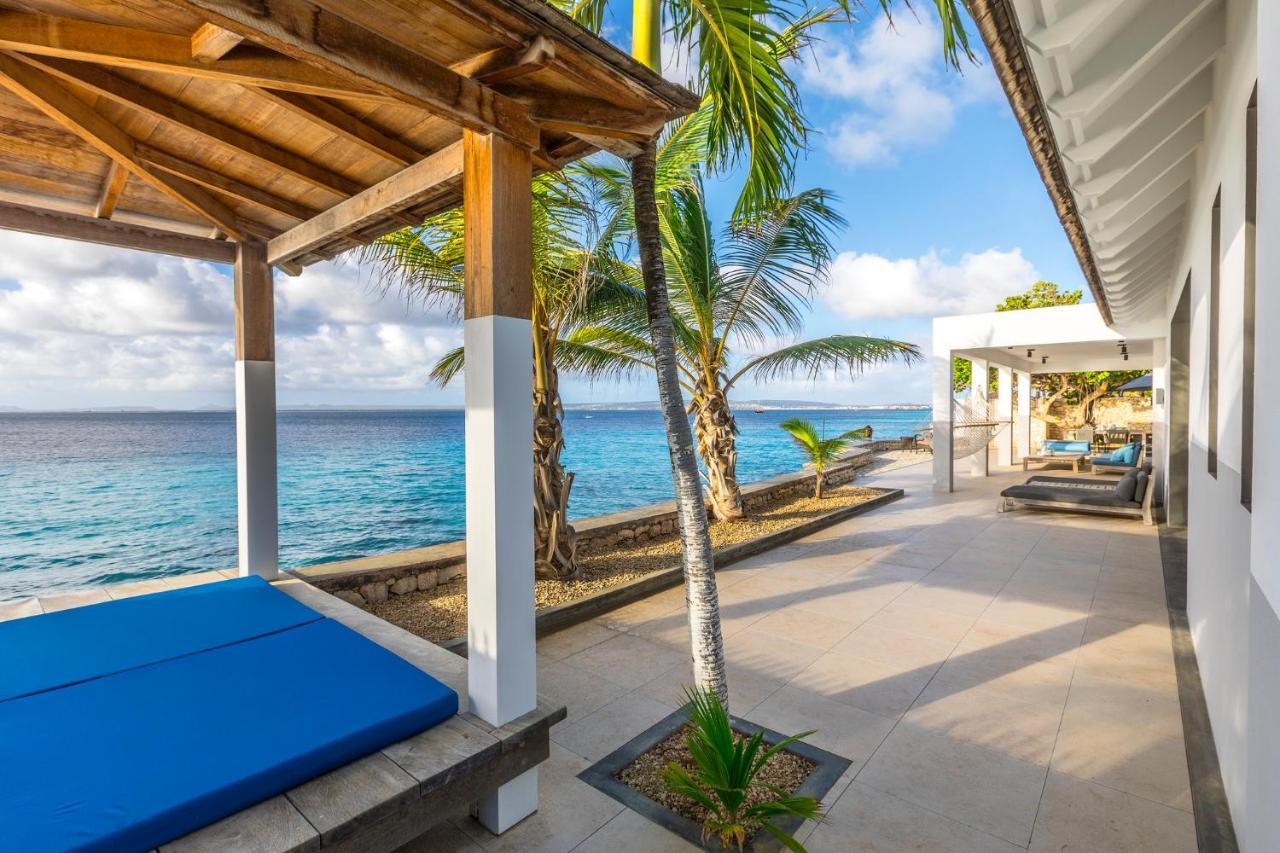 Villa Oceanfront 72 & Sunny