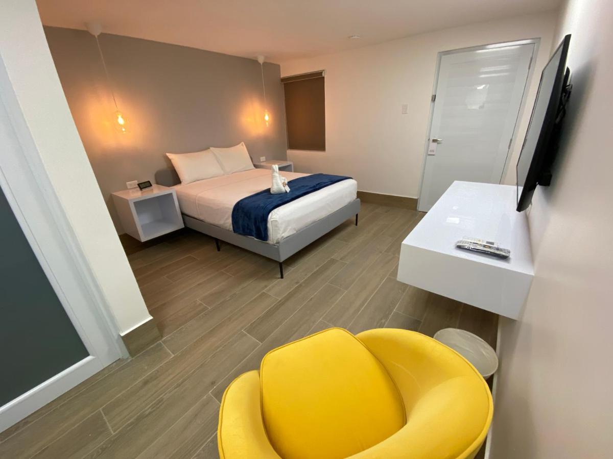Hotel Marina De Salinas