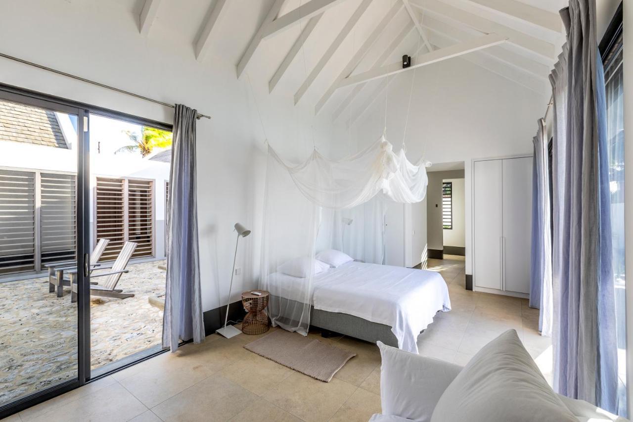 Villa Oceanfront 72 & Sunny *