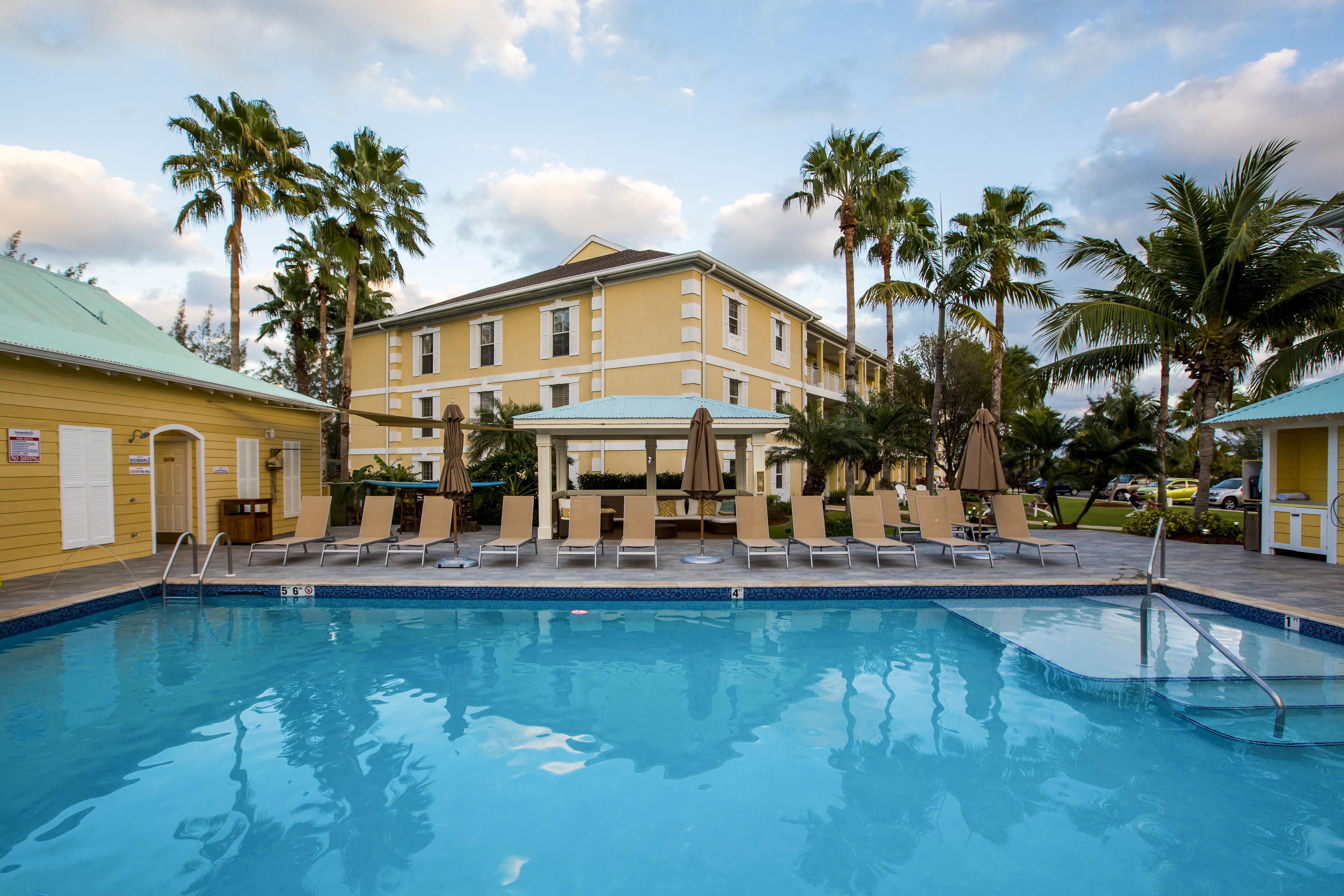 Sunshine Hotel West Bay
