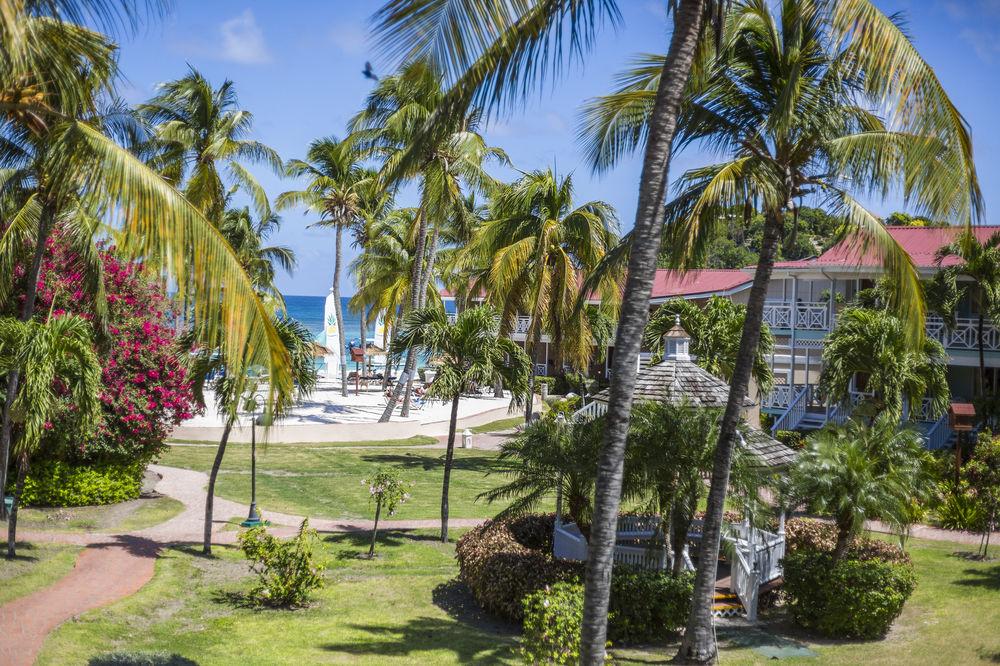 Resort Pineapple Beach Club (adults Only)