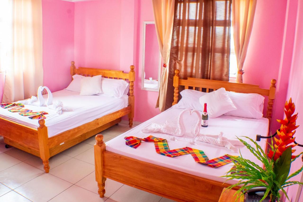 La Flamboyant Casa de hóspedes 2*