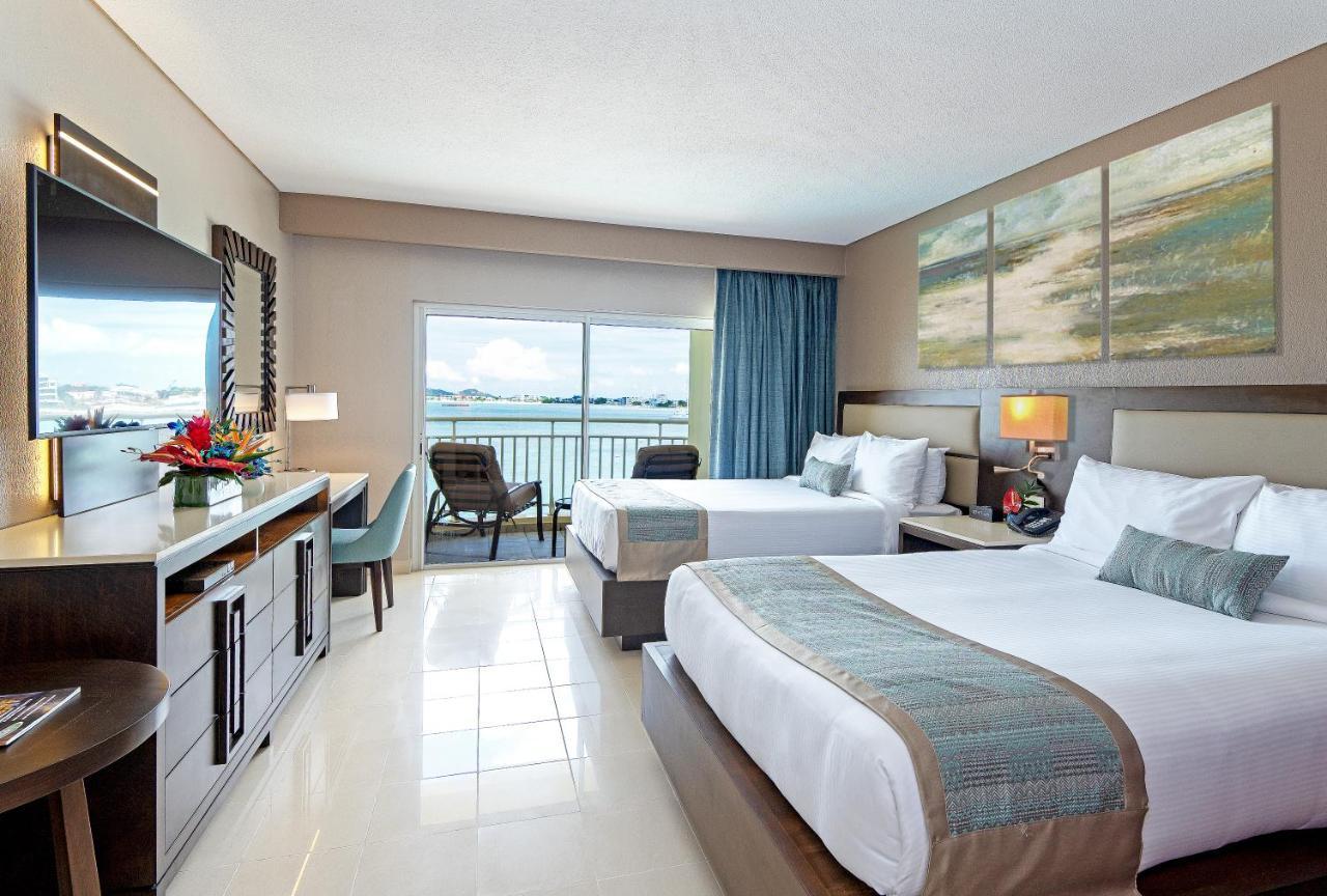 The At Simpson Bay