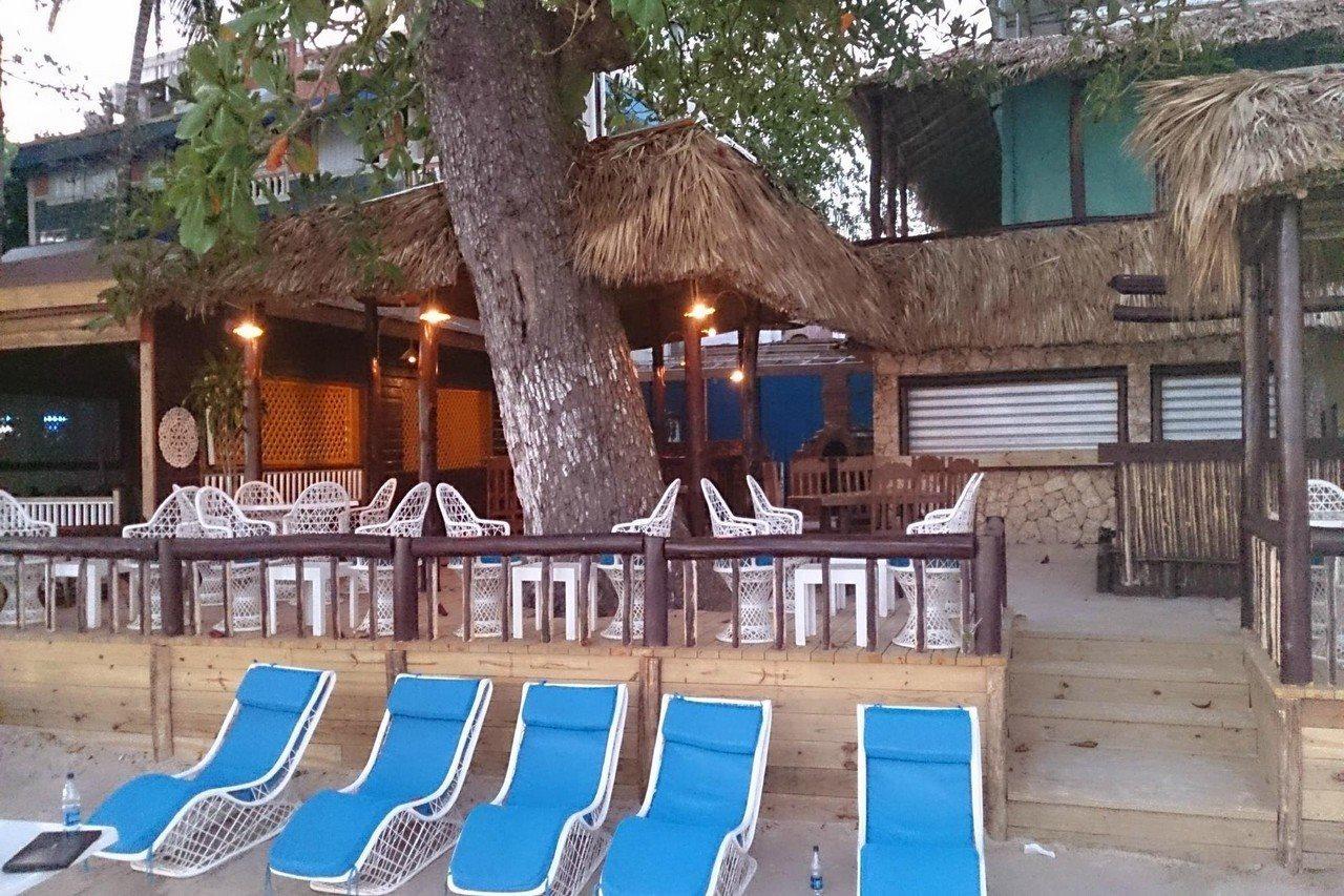 Hotel Village On The 3*