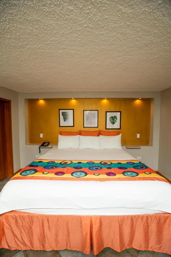 Le Plaza Luxury tent Port-au-Prince