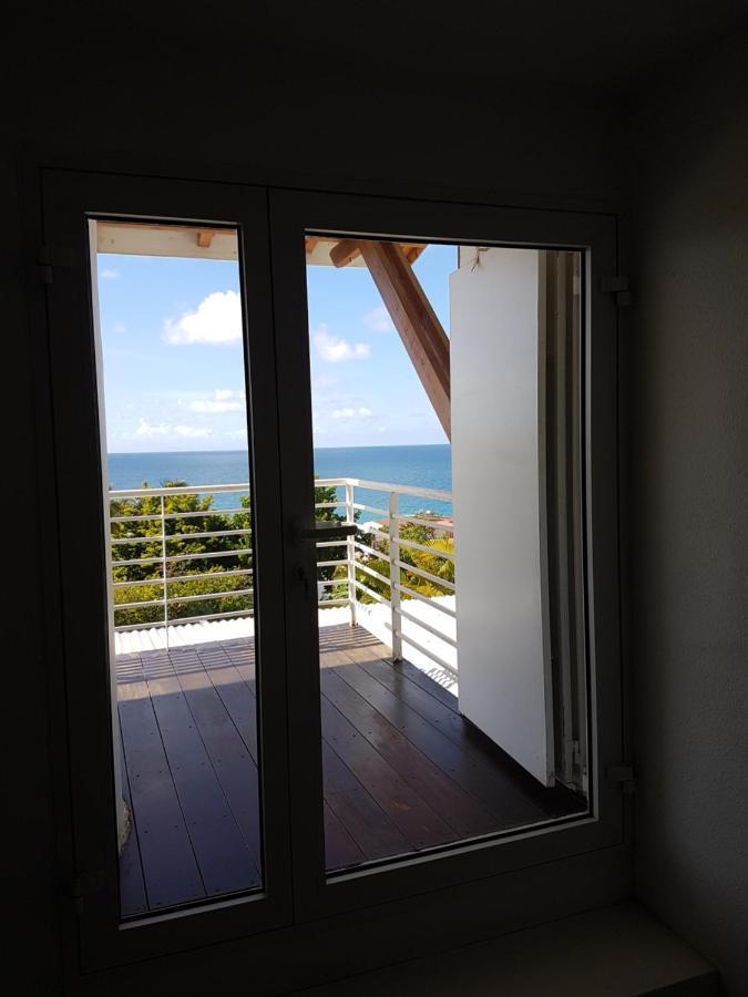 Vue Avec Piscine Le Gosier (Grande-Terre)