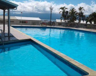 Studio, Piscine Et Vue A La Marina *