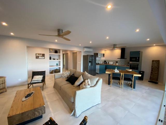 Apartment Princess Mahault - Beachfront - - Luxury