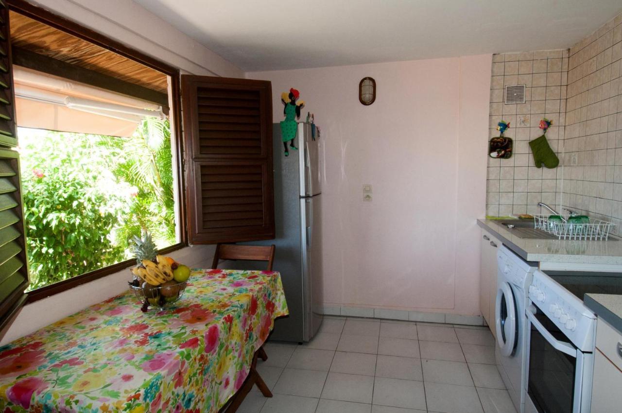 Holiday home Rose Phoenix Rez-de-jardin Piscine Et Vue Les Anses-d'Arlets