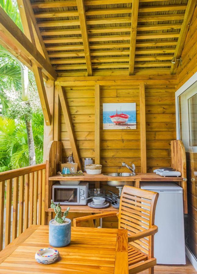 Carre Royal Bed & Breakfast Deshaies