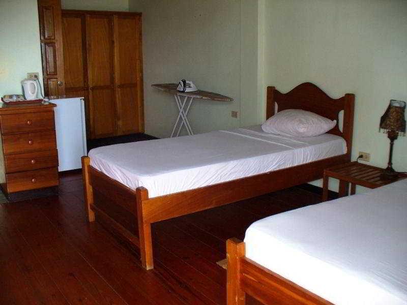 Hotel Tobago Island Suites Bethel