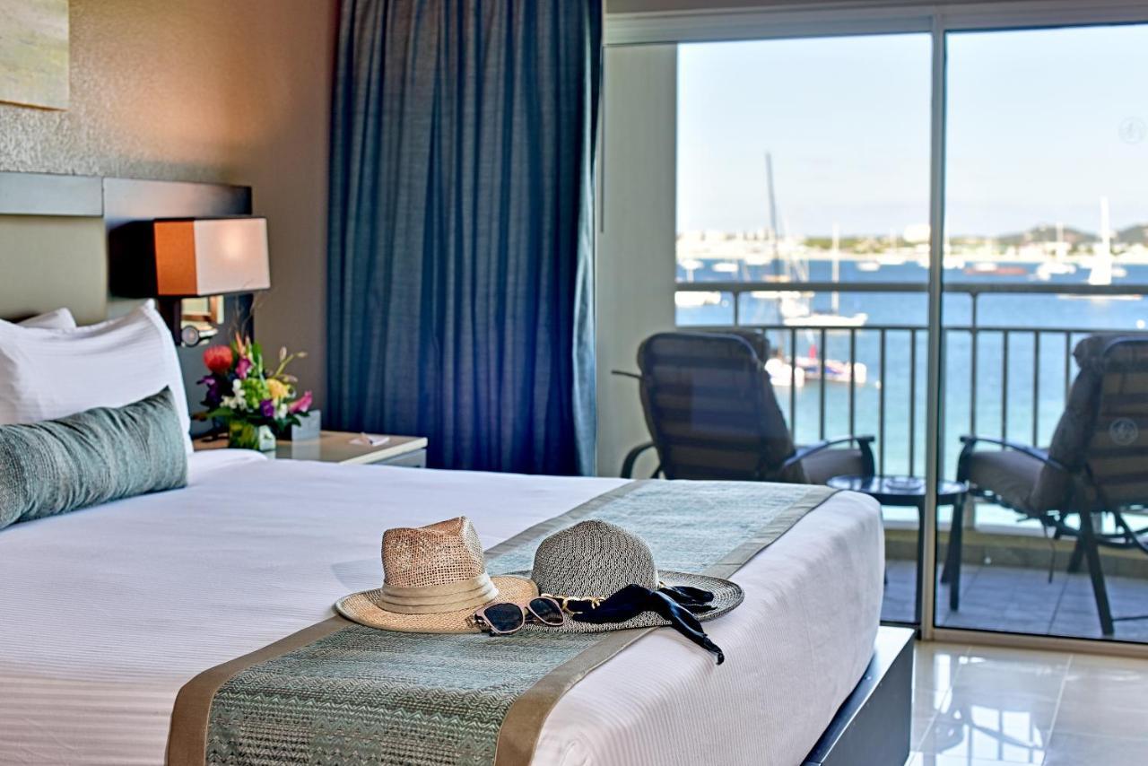 Resort The At