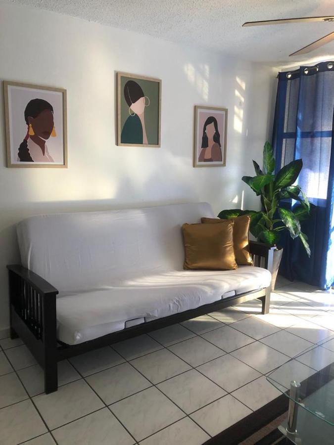 Apartment Beach Front At Marbella Del Caribe *