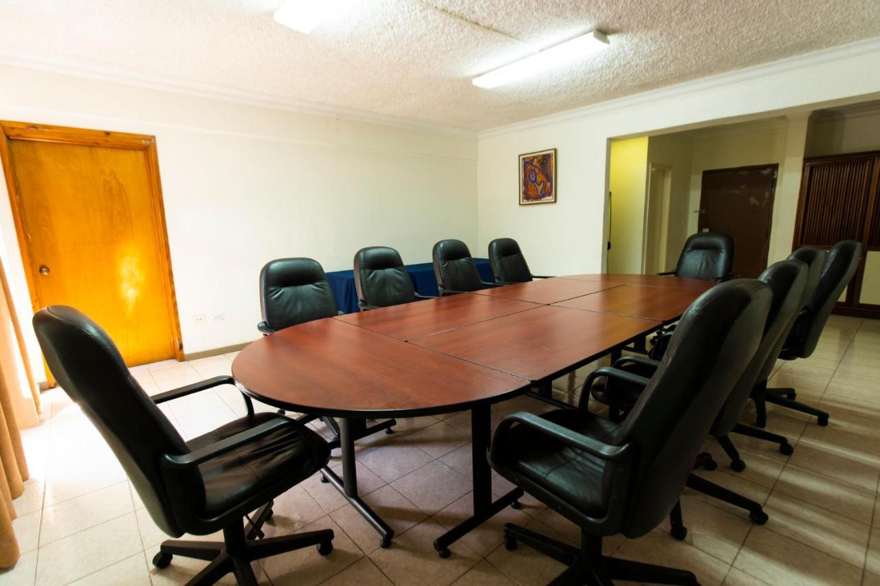 Le Plaza Luxury tent Port-au-Prince