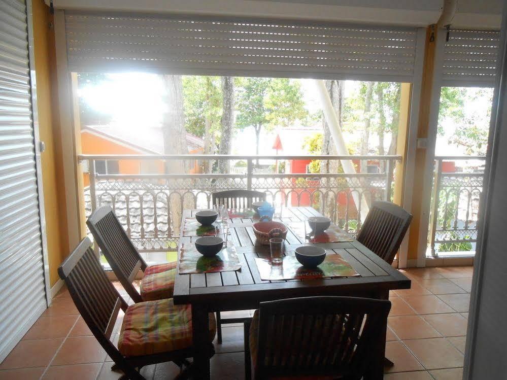 Aparthotel Courbaril *
