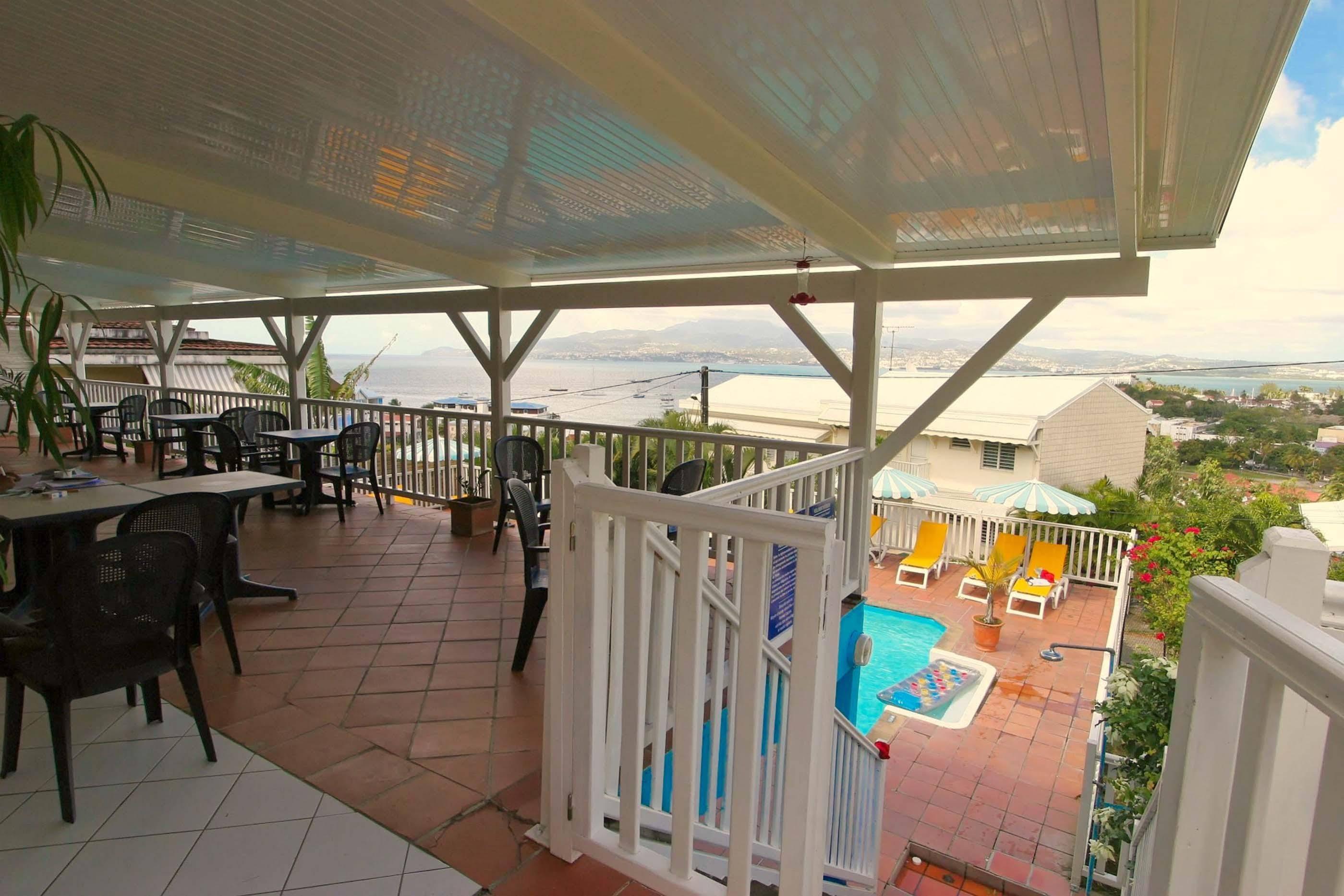 De La Baie - Anse Mitan 2*
