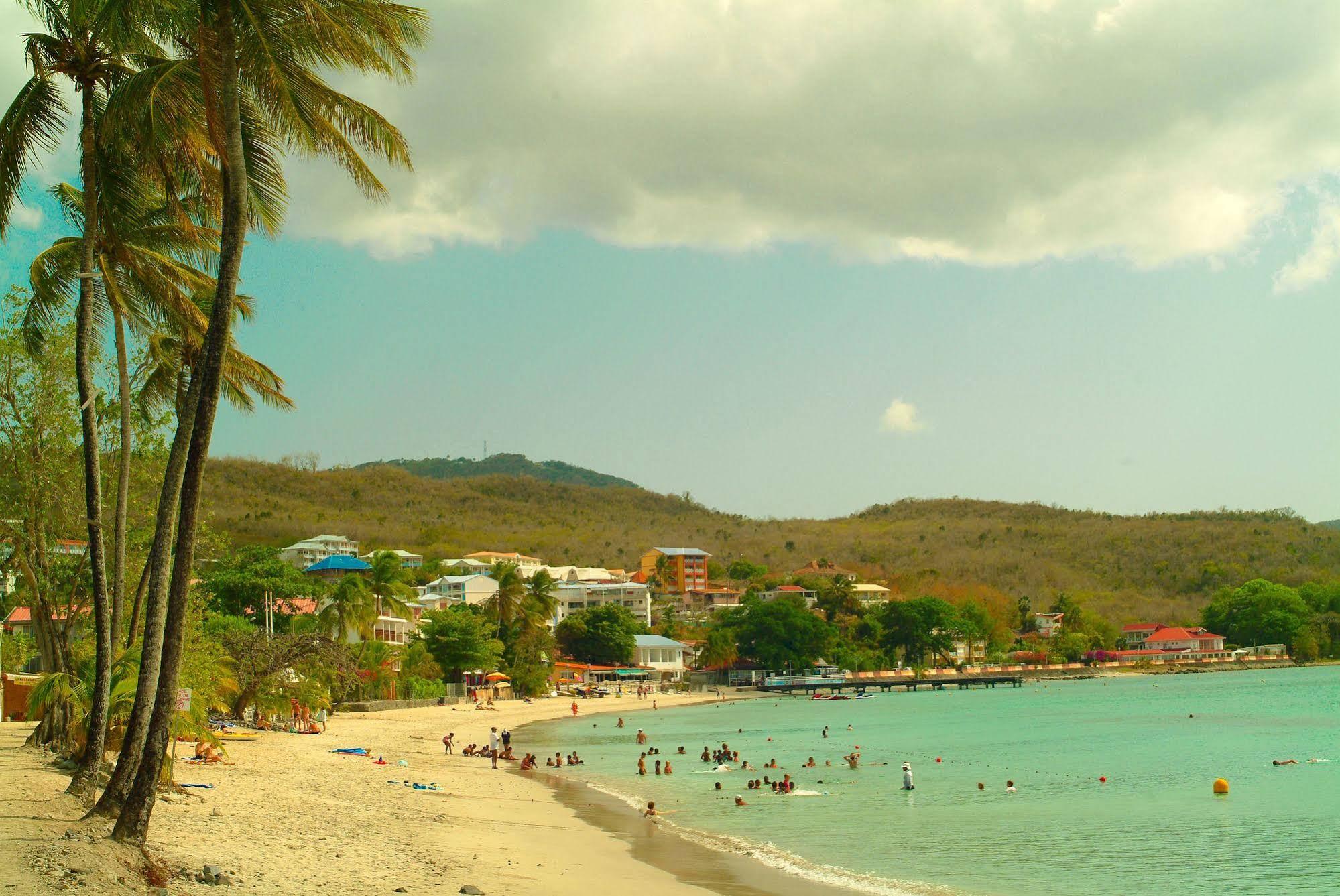 De La Baie - Anse Mitan 2* Les Trois-Ilets