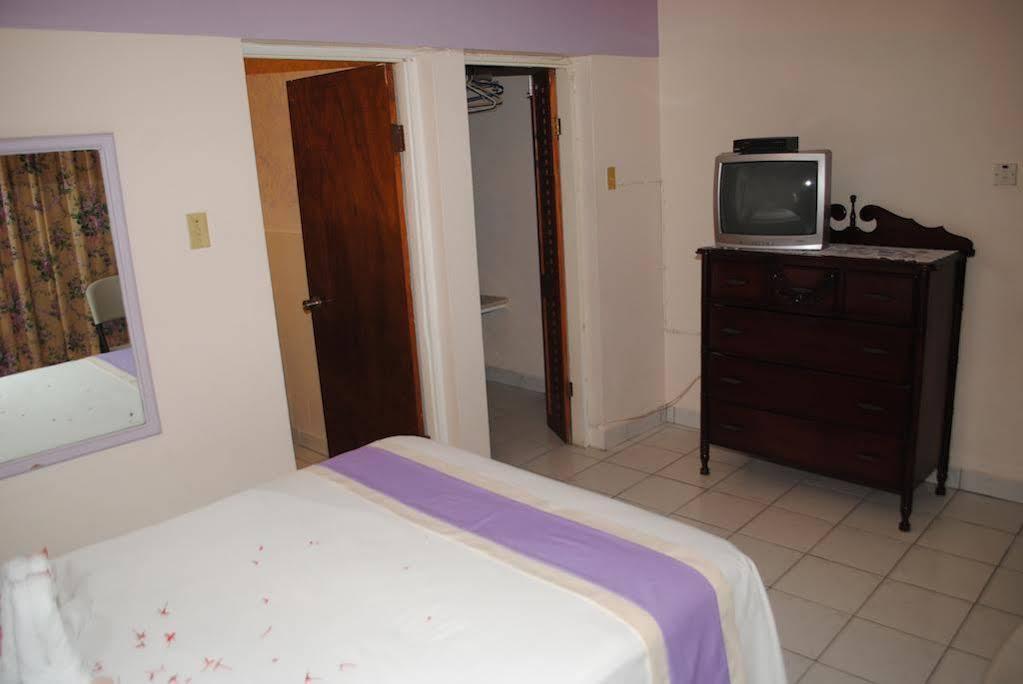 Palm Bay & Restaurant Montego Bay