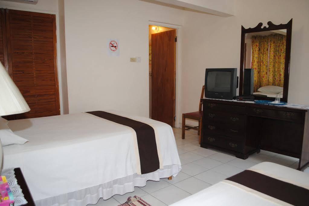 Guest house Palm Bay & Restaurant