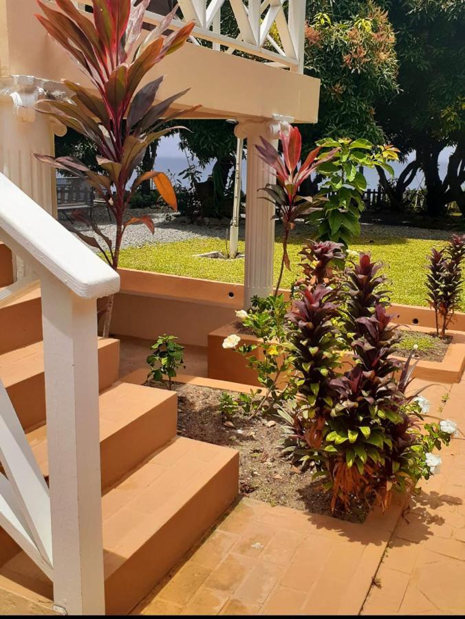 Castara Inn 3*
