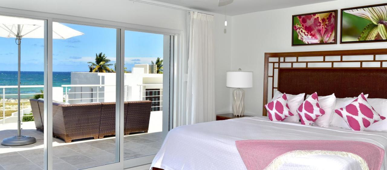 Coral Beach Club Villas & Marina