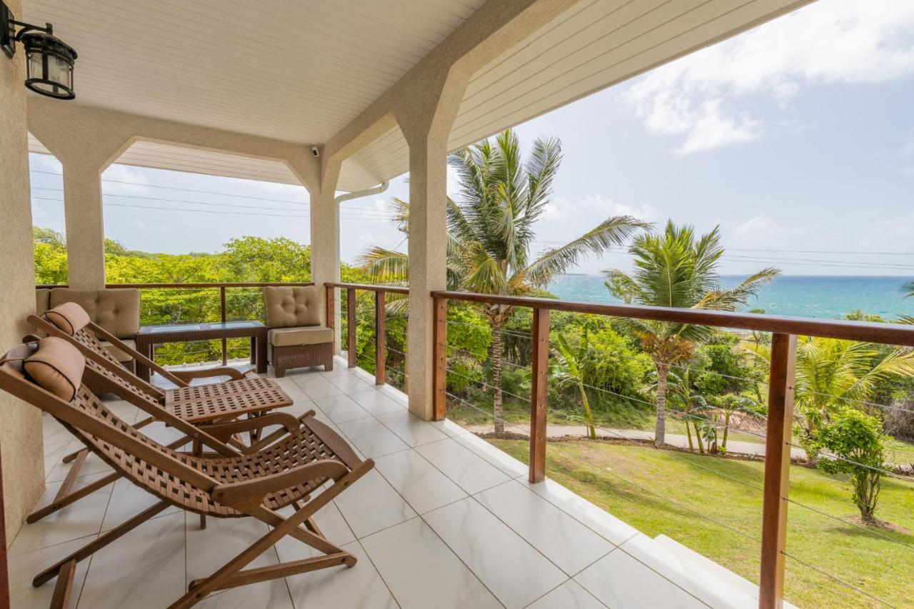 Atma Island Living River Sallee